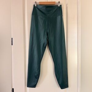 NWOT🧘🏼‍♀️🧘🏽‍♀️Spiritual Gangster Deep Green Leggings